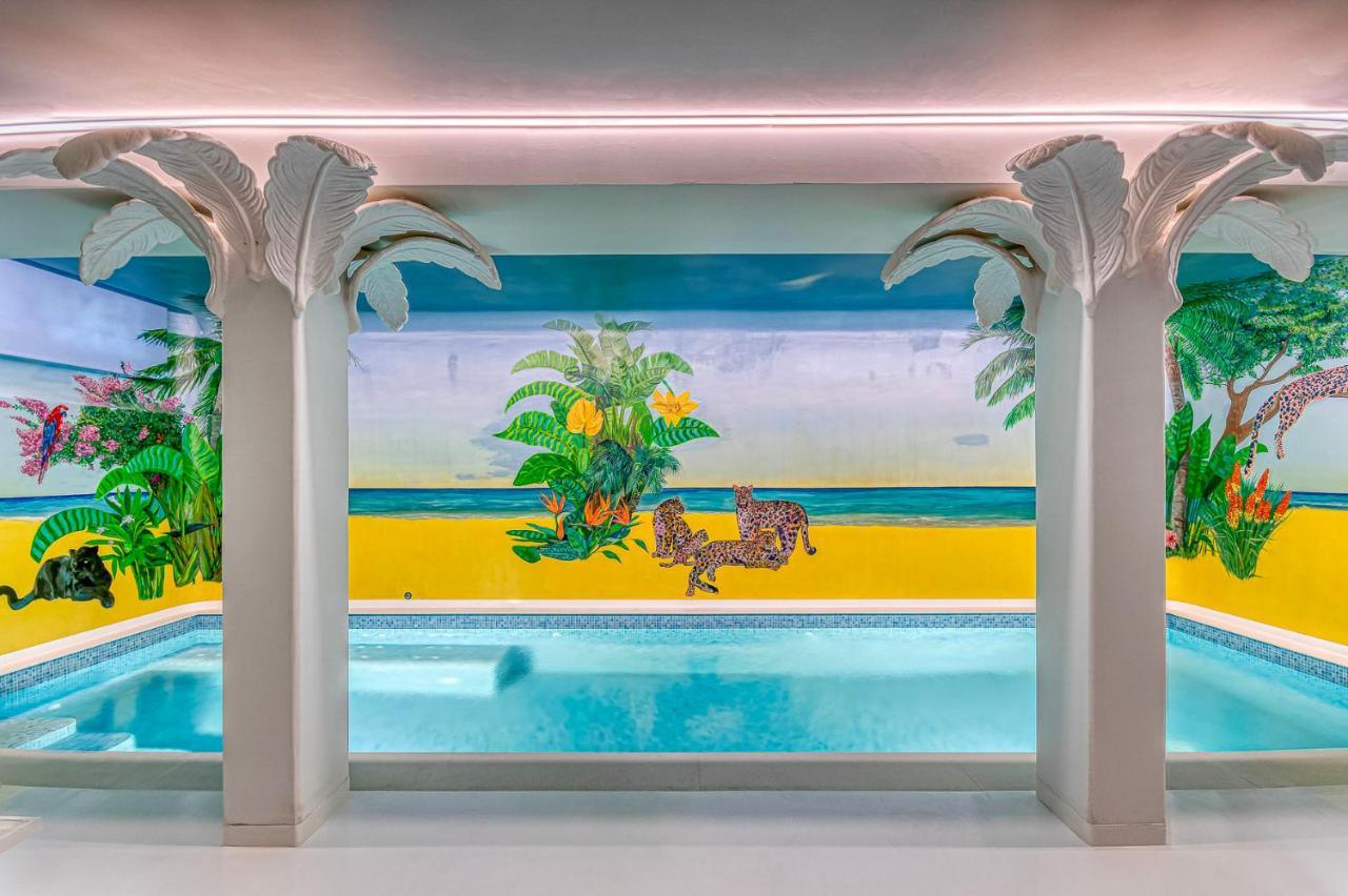 The Pink Elephant Hotel サガロ エクステリア 写真