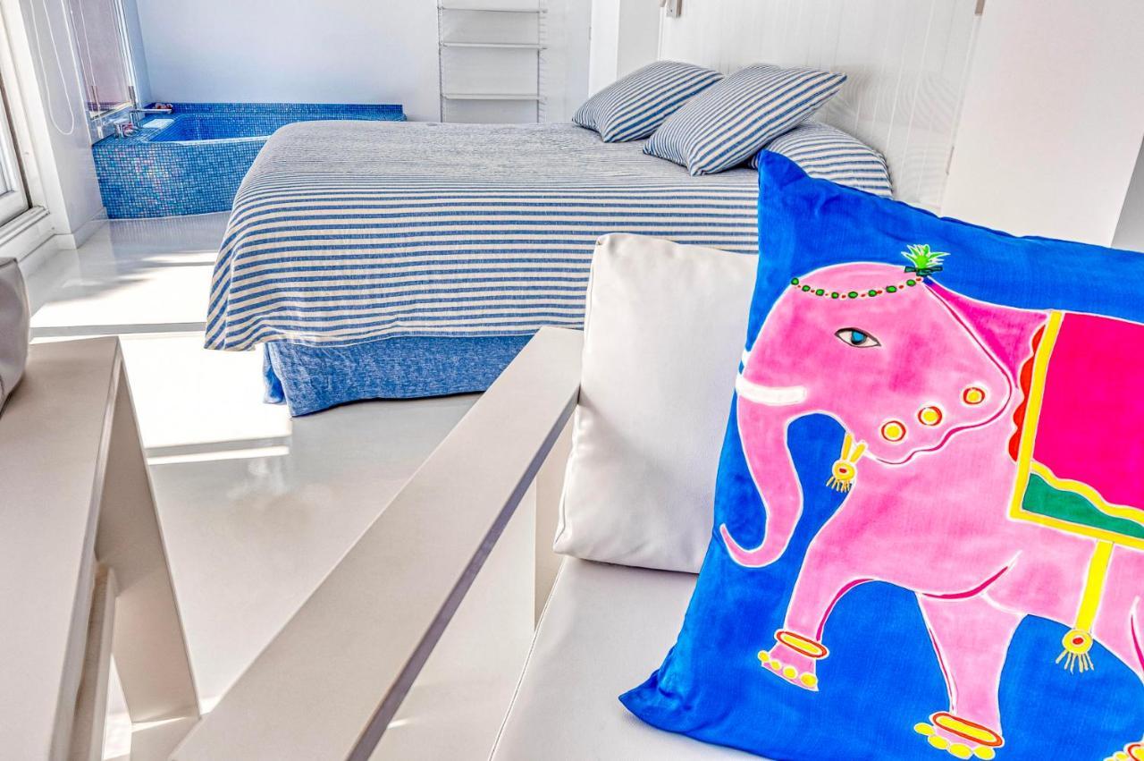 The Pink Elephant Hotel サガロ エクステリア 写真